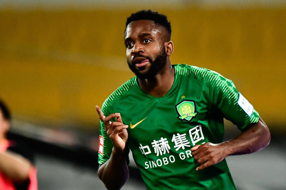  马赛新援首秀戴帽，助球队终结六轮不胜  